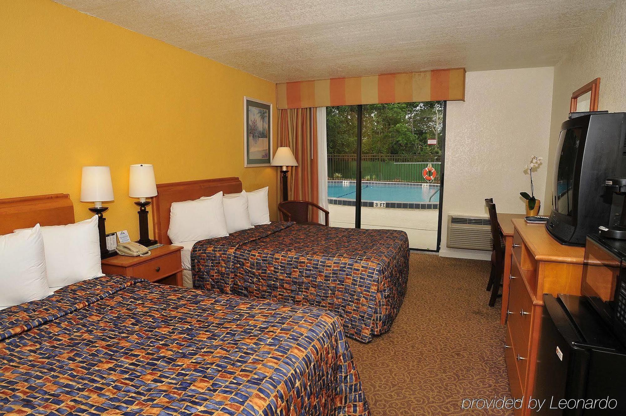 Days Inn By Wyndham Neptune Beach ジャクソンビル・ビーチ エクステリア 写真